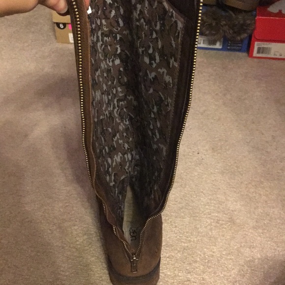 Ugg leather boots - Picture 3 of 4